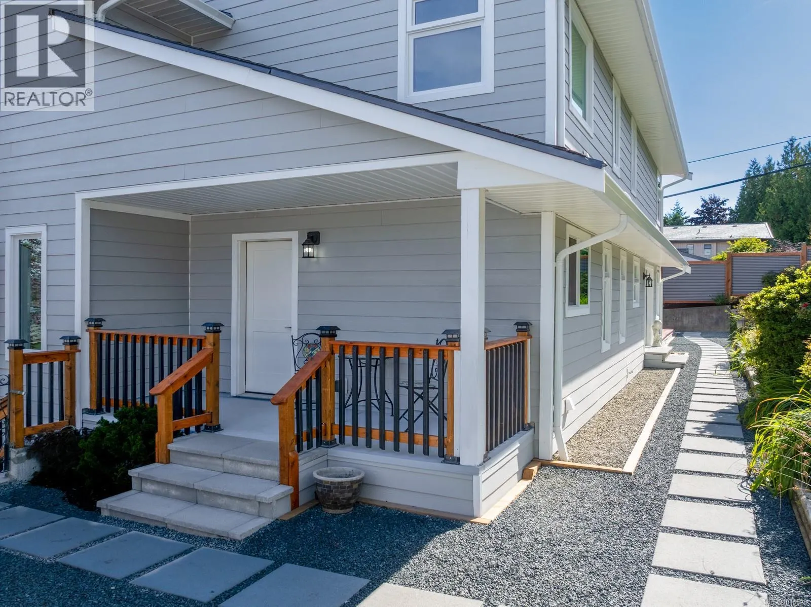 392 Carnegie St
