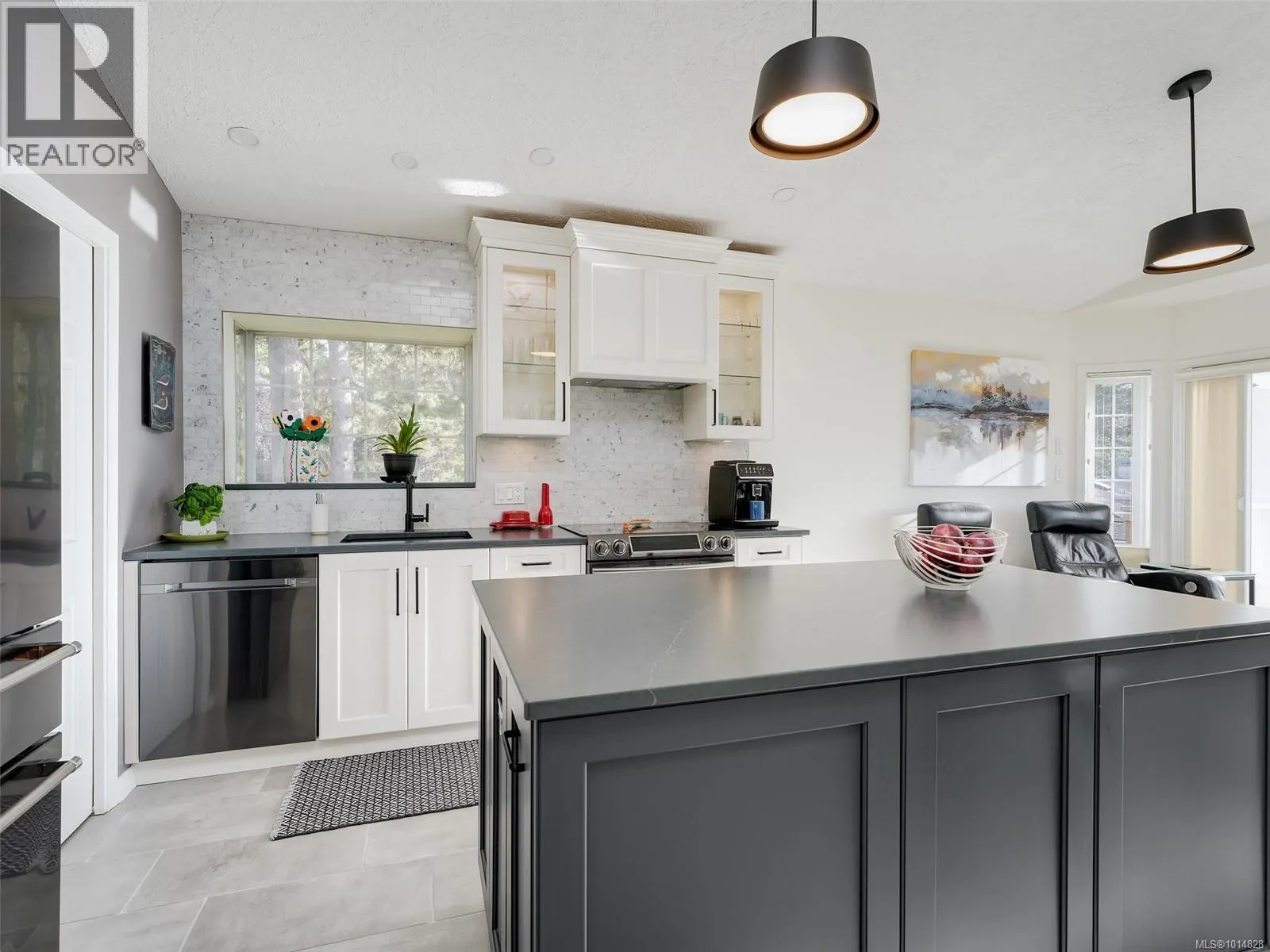 30 901 Kentwood Lane