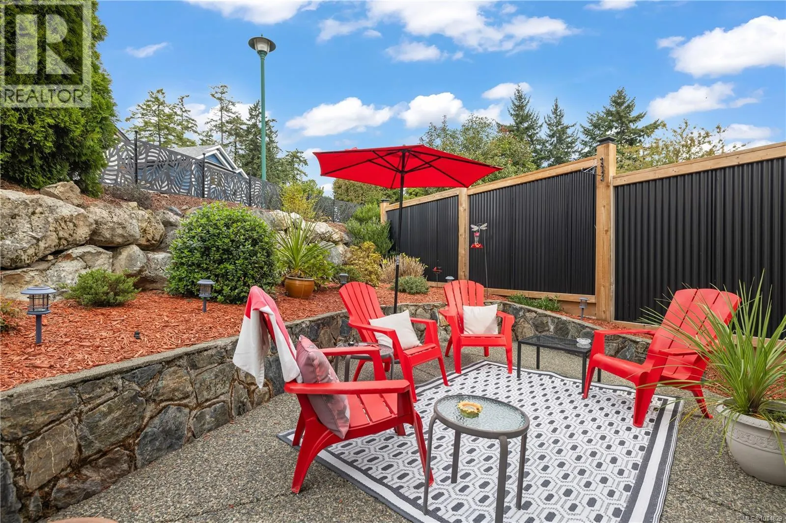 8 Newstead Cres