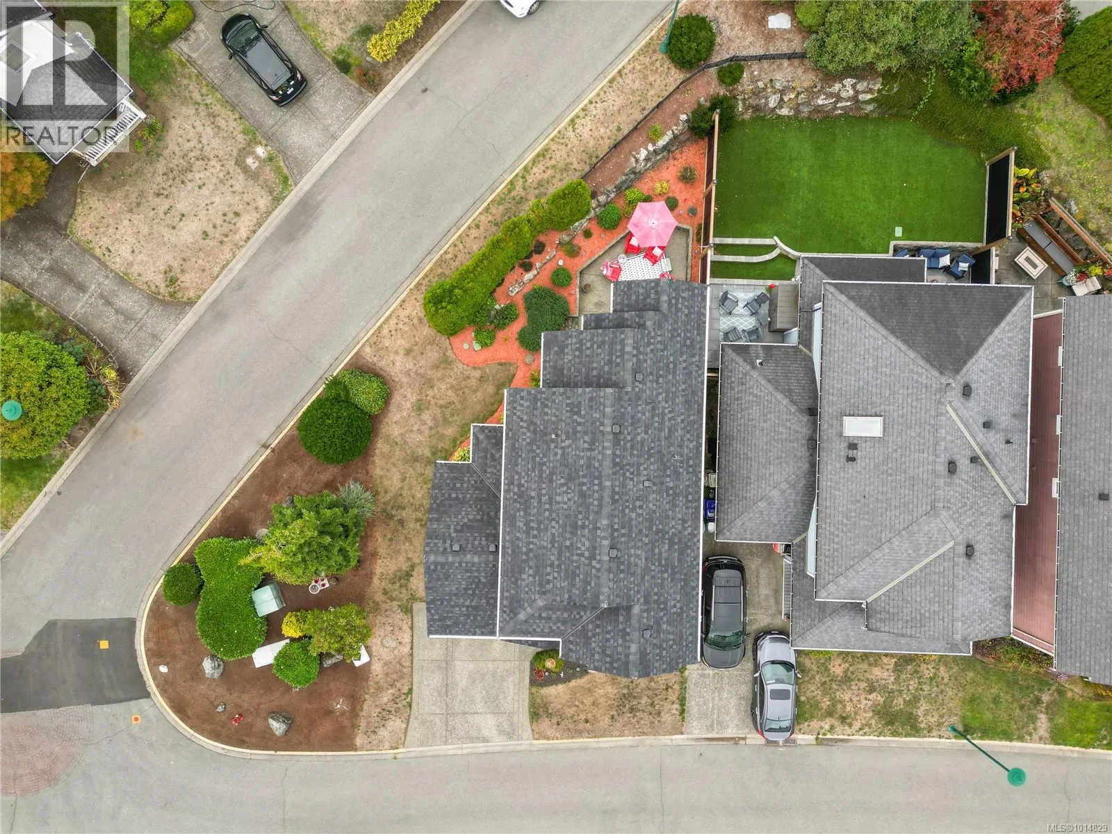 8 Newstead Cres