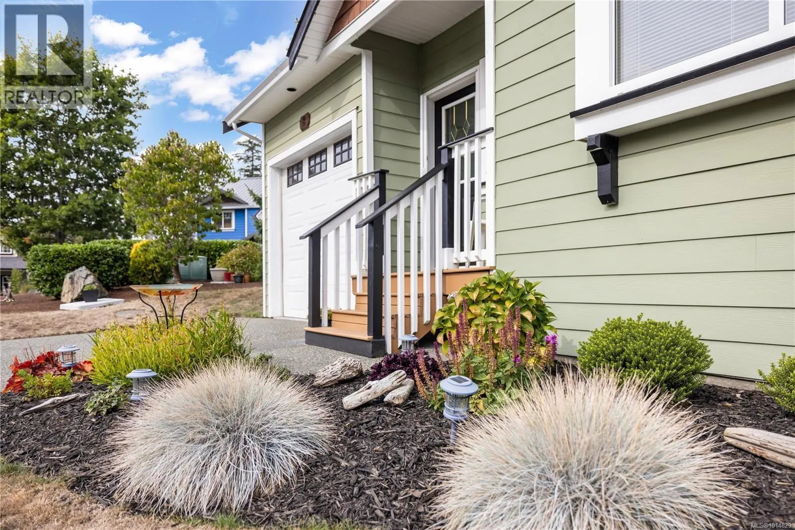 8 Newstead Cres