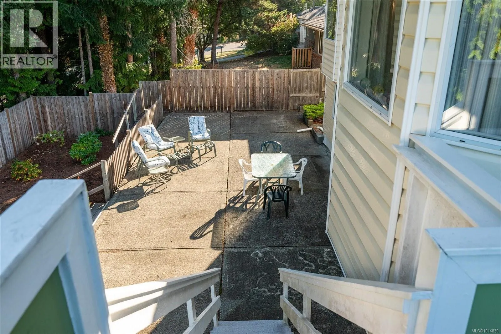 629 Dogwood Rd