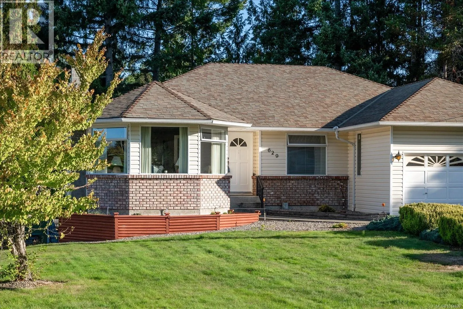629 Dogwood Rd