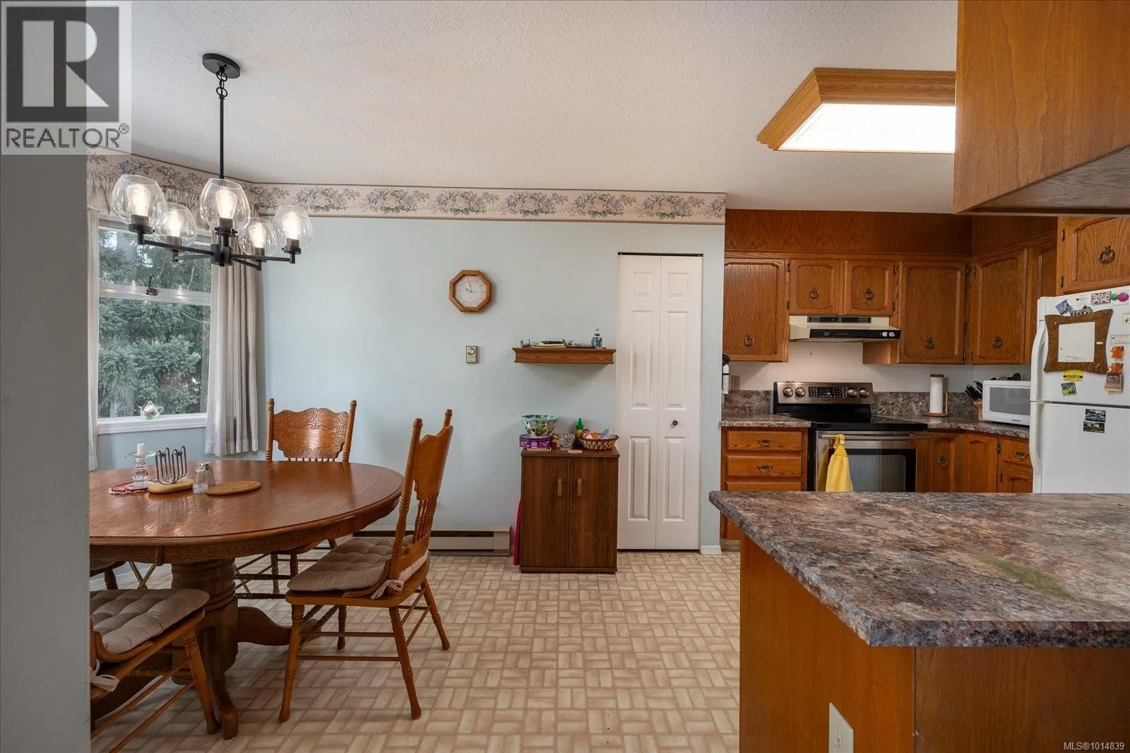 629 Dogwood Rd