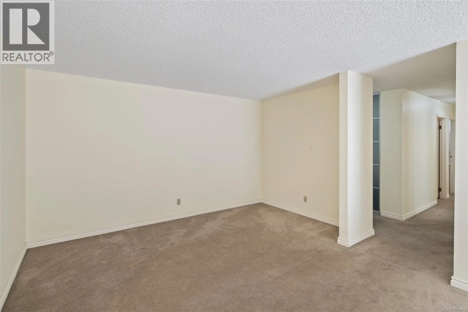 108 1149 Rockland Ave
