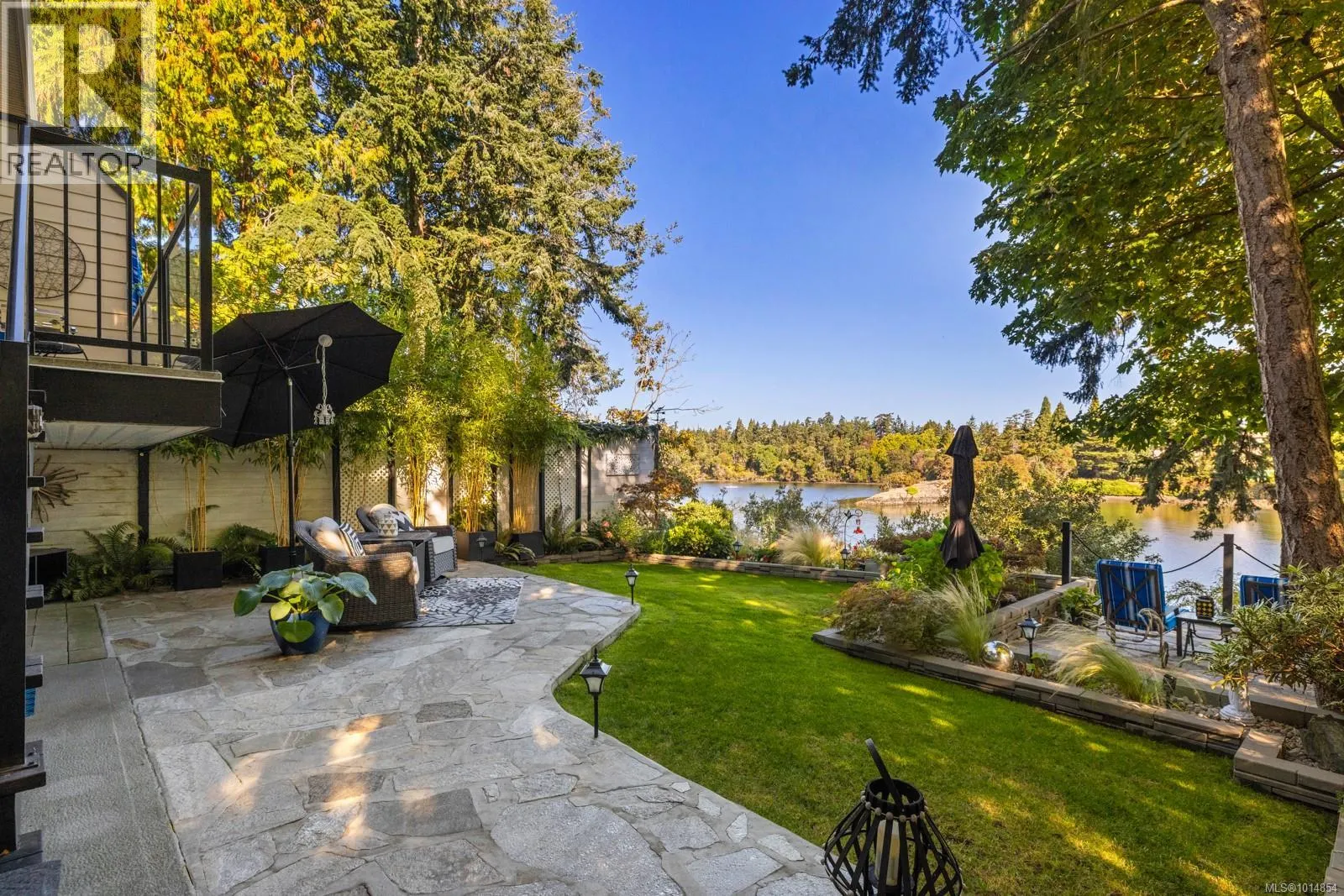3 1004 DeCosta Pl