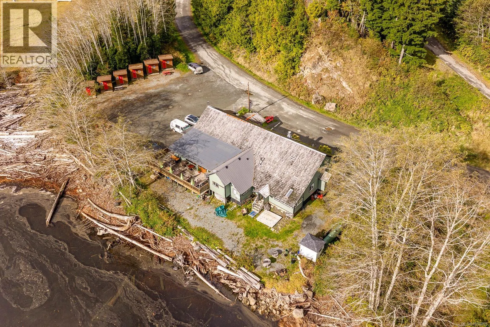 32 Hardy Way