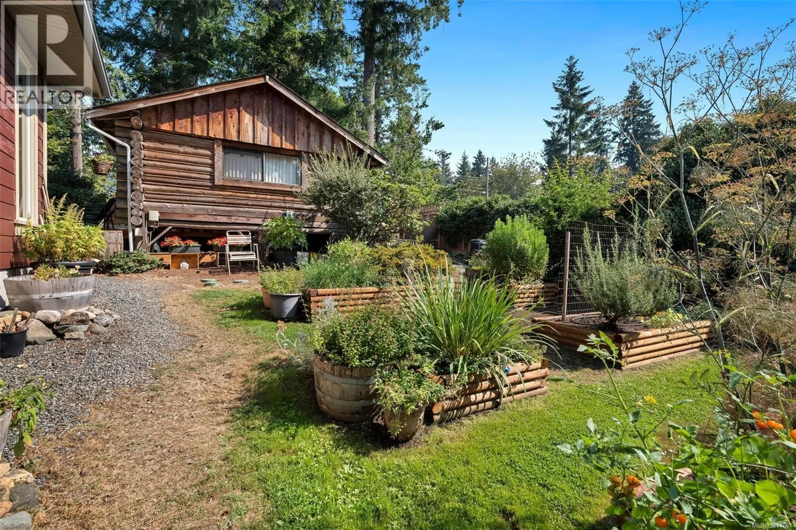 1870 Munsie Rd