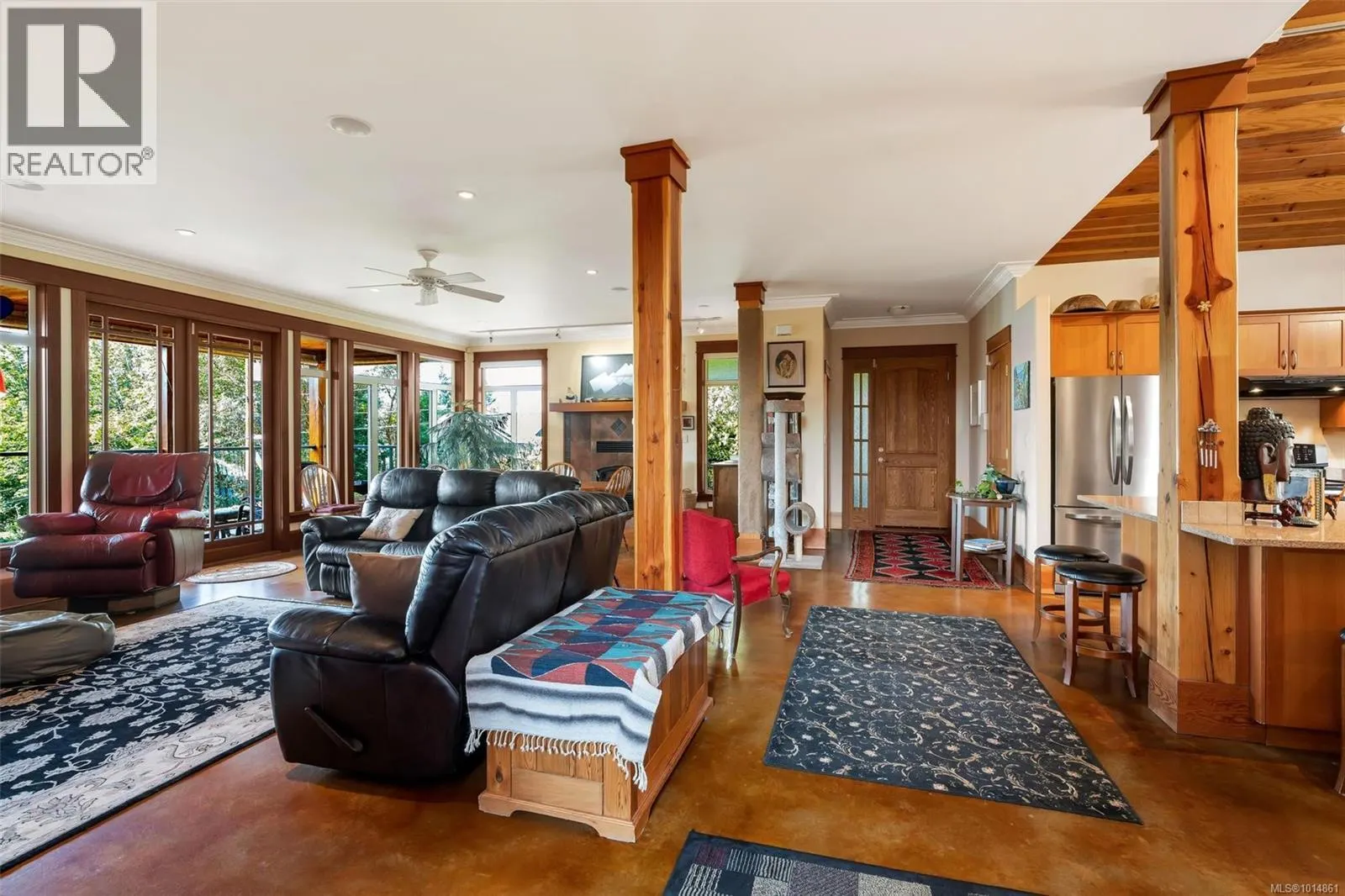 1870 Munsie Rd