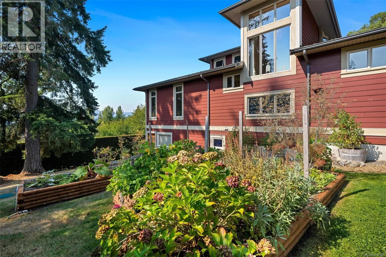 1870 Munsie Rd