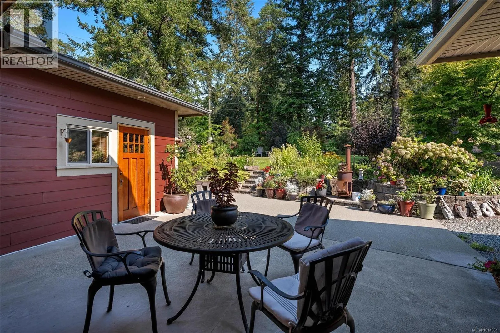 1870 Munsie Rd
