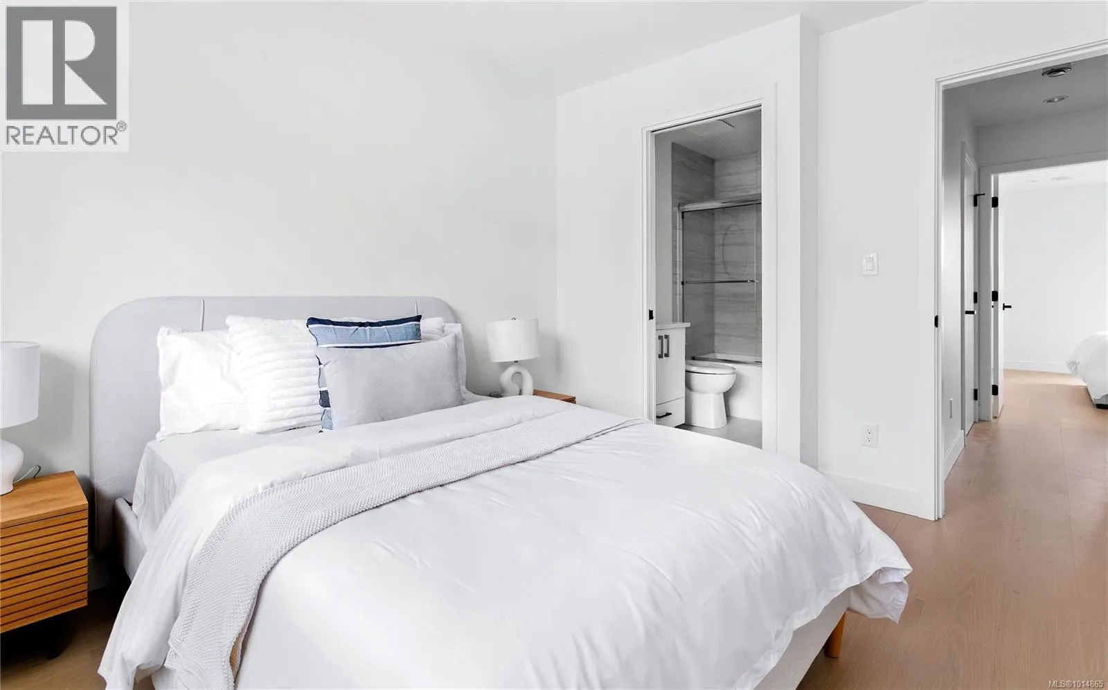 Unit 8 3907 Cedar Hill Rd
