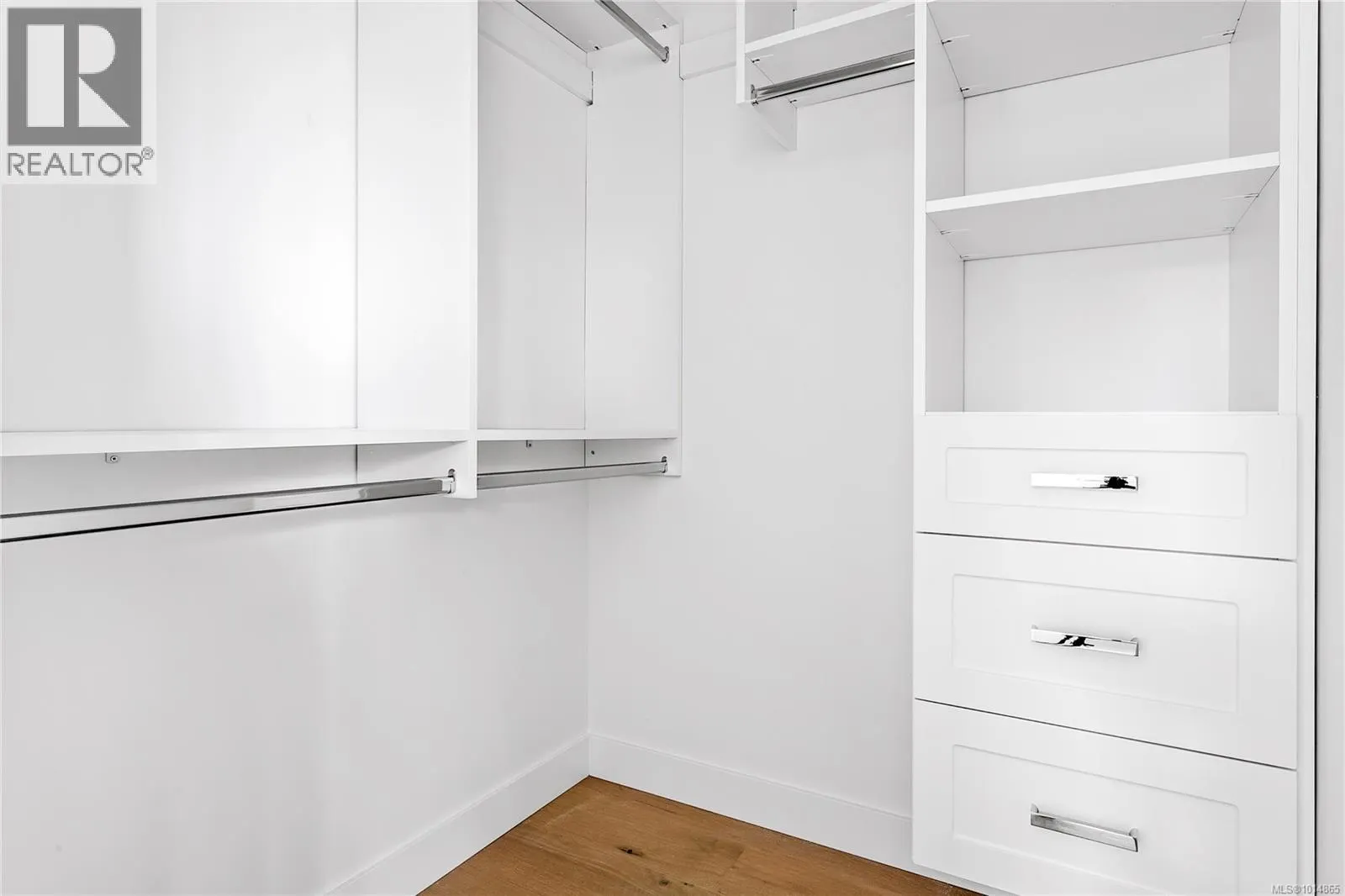 Unit 8 3907 Cedar Hill Rd