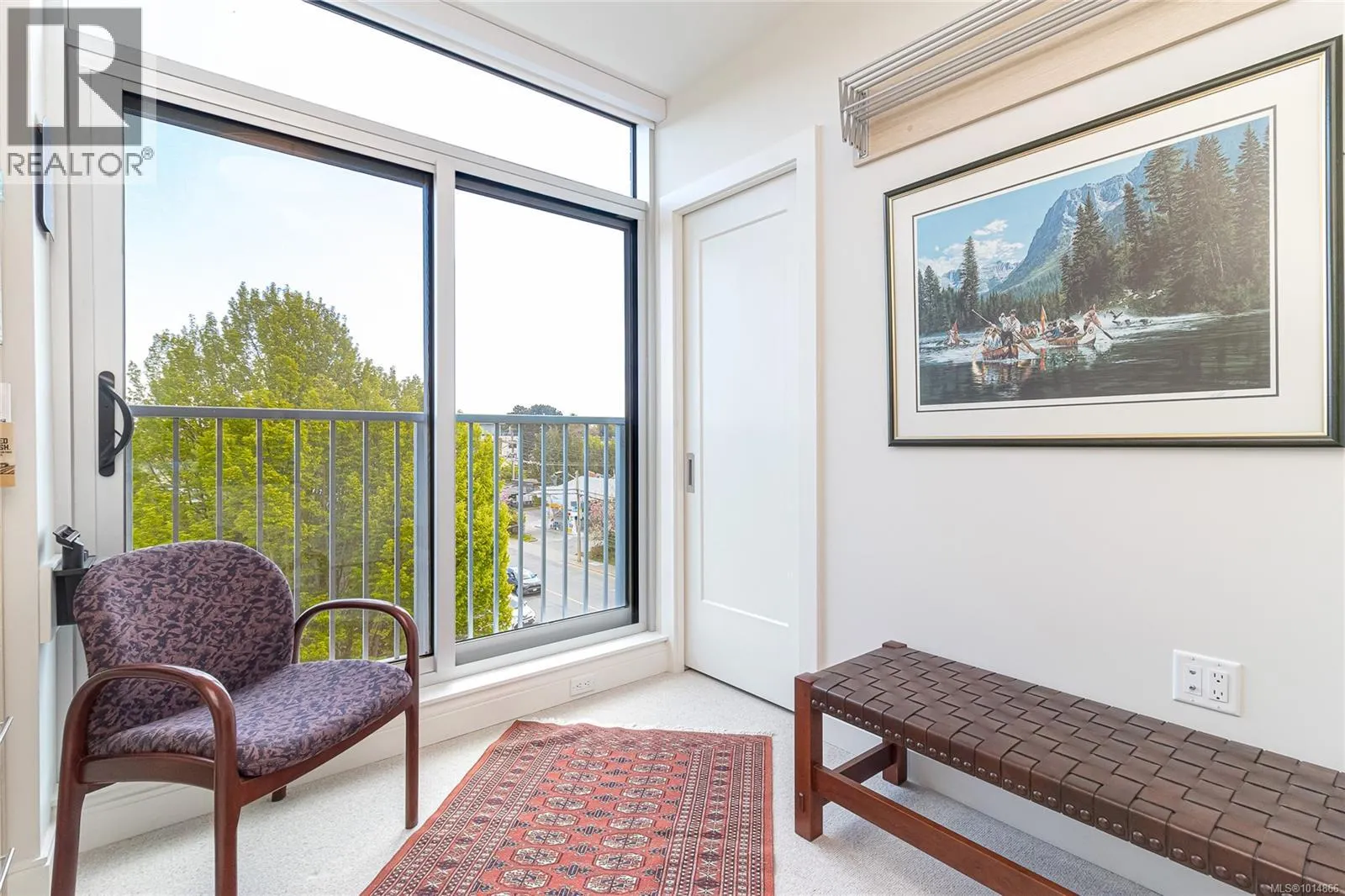 405 1916 Oak Bay Ave