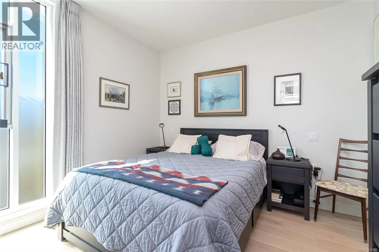 405 1916 Oak Bay Ave