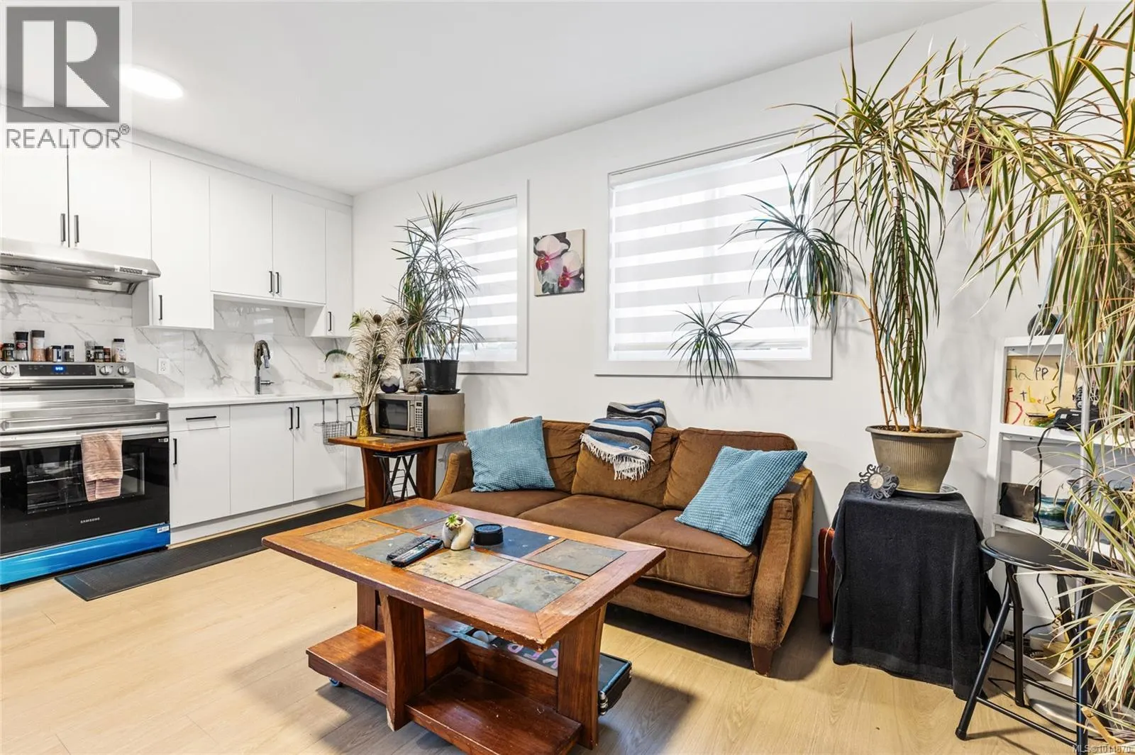 2350 Swallow Pl