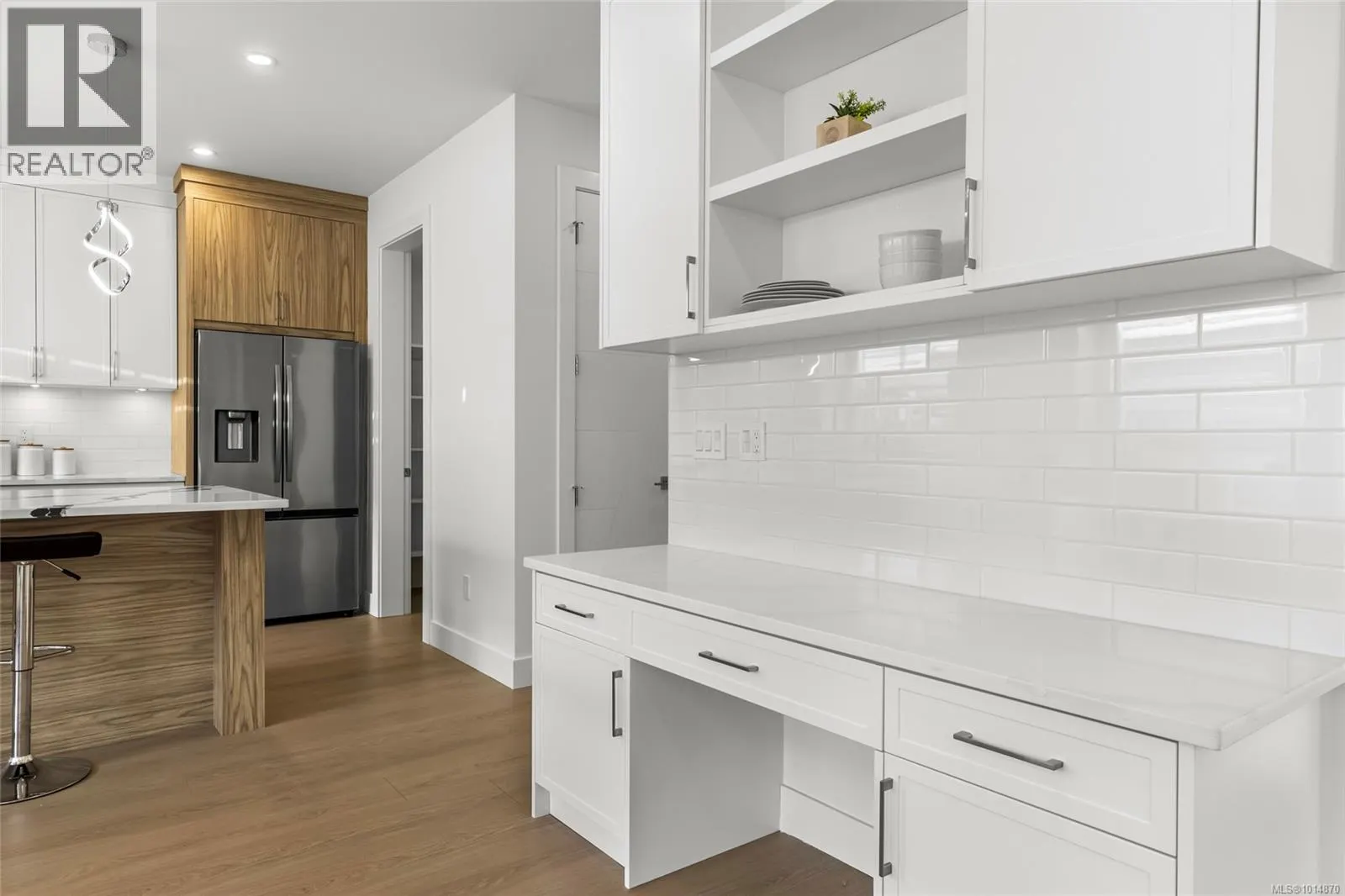 2350 Swallow Pl