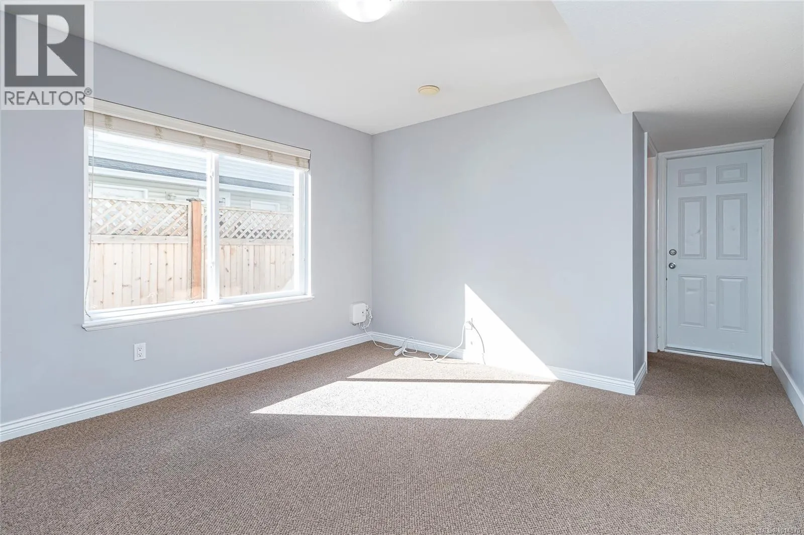 754 Southland Way