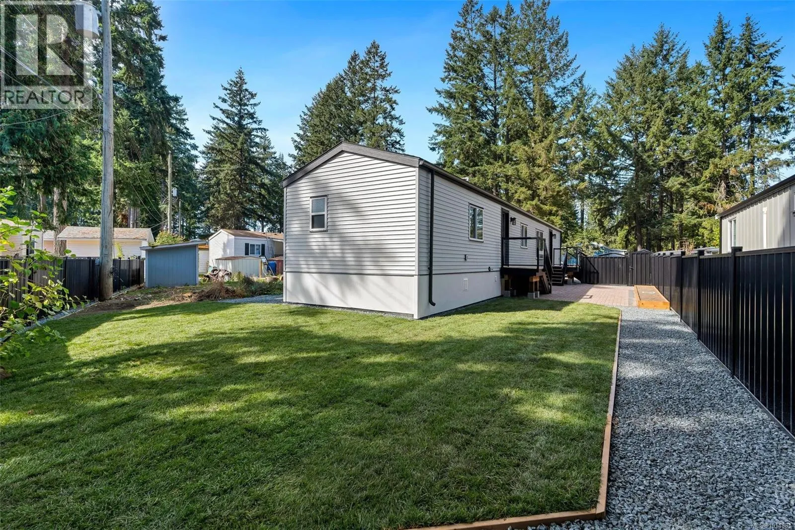 52 3560 Hallberg Rd