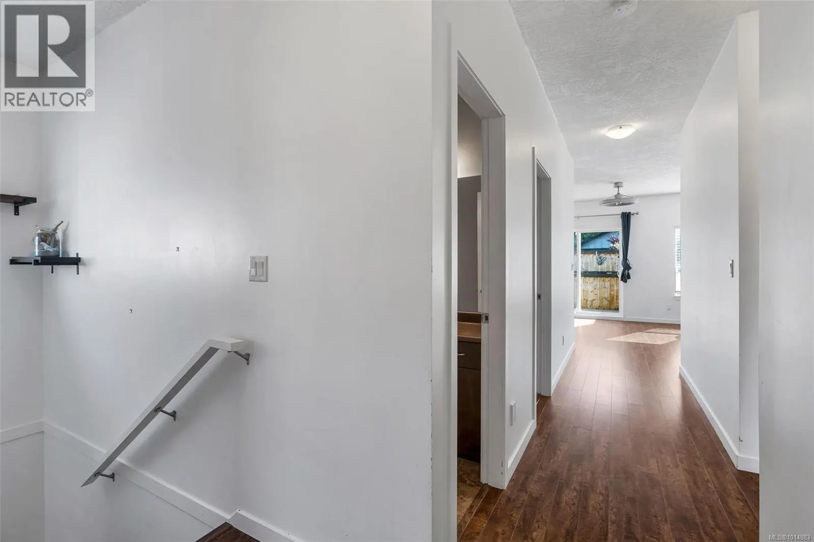 3355 Merlin Rd
