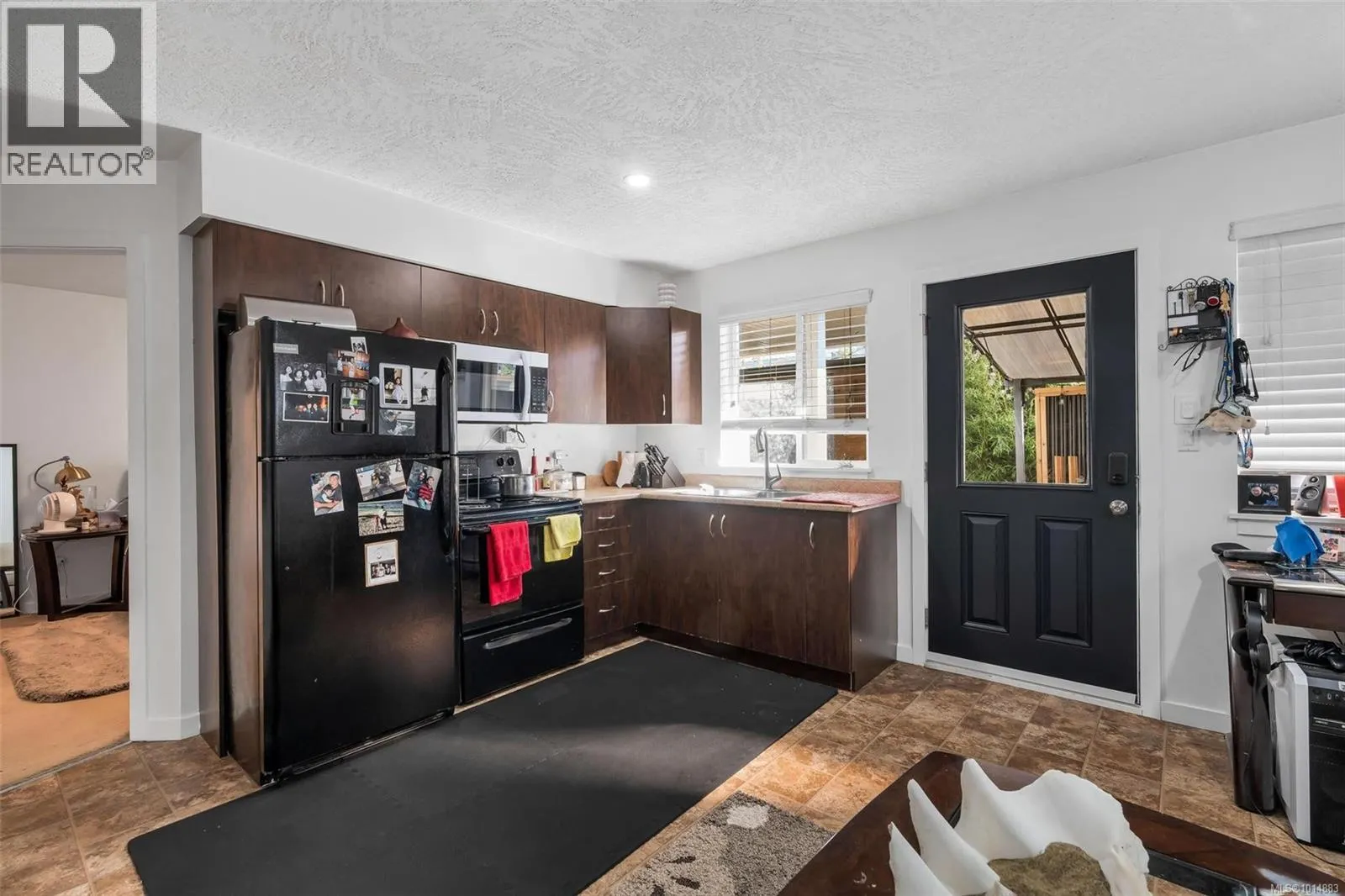 3355 Merlin Rd