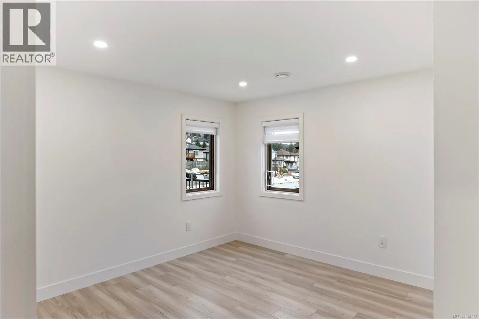 2354 Swallow Pl