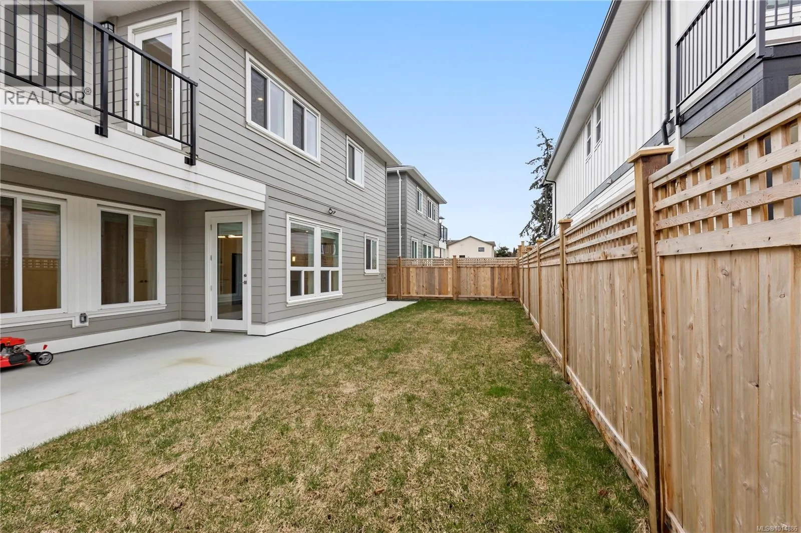 2354 Swallow Pl