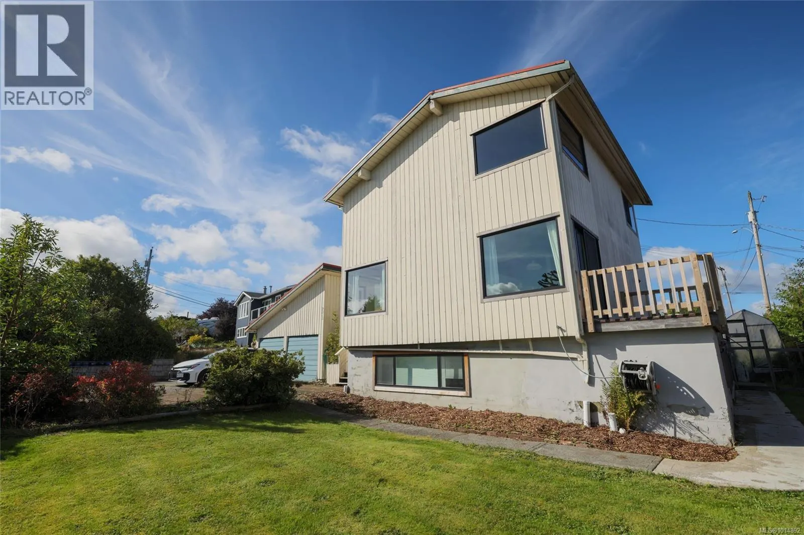 2515 Haddington Cres