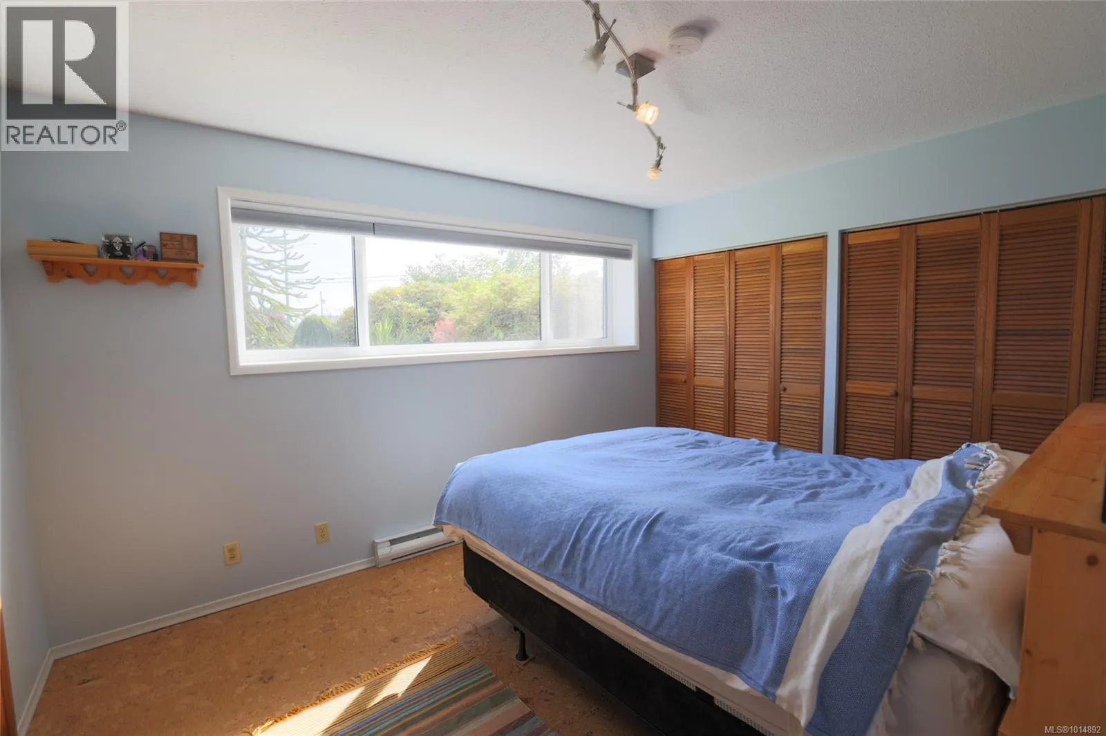 2515 Haddington Cres