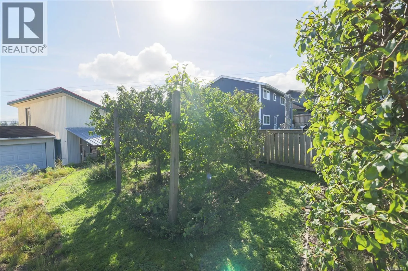 2515 Haddington Cres