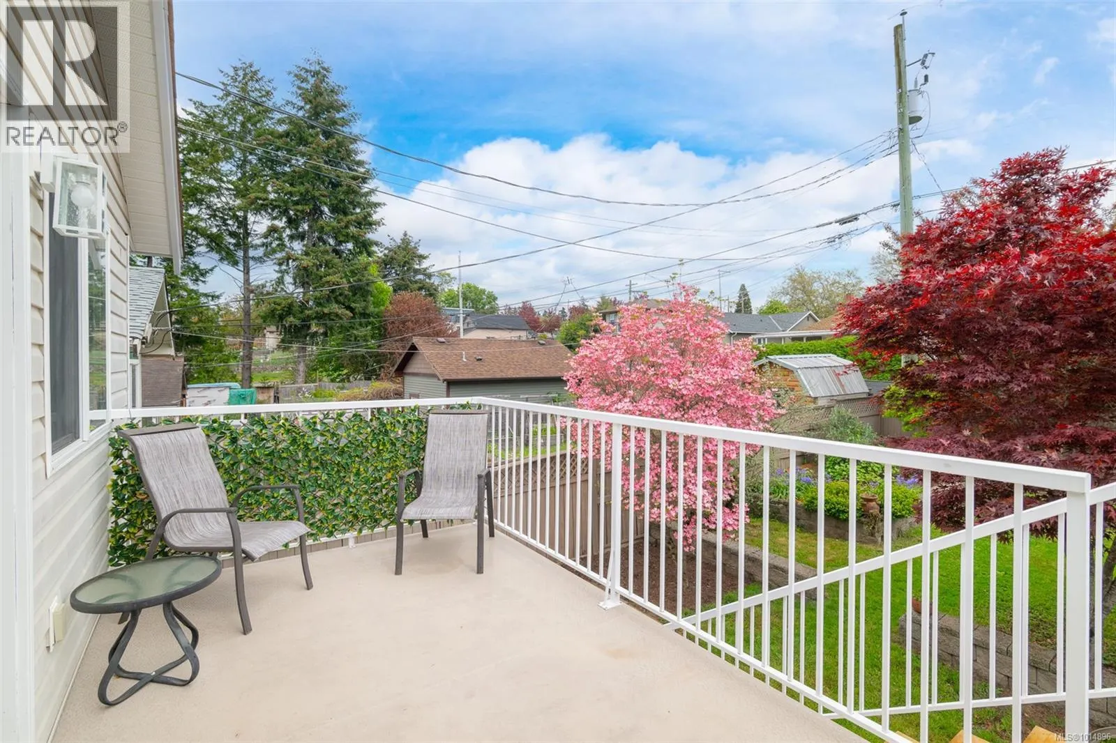 2575 2ND Ave