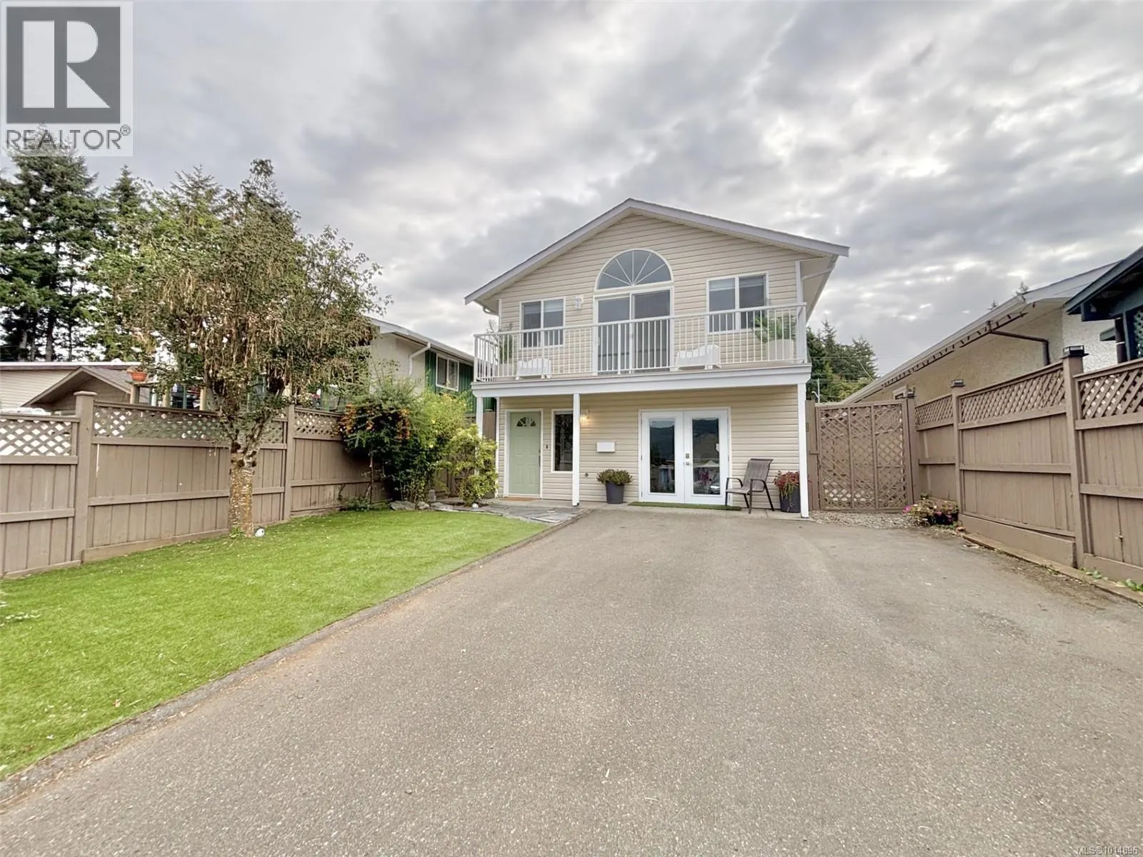 2575 2ND Ave