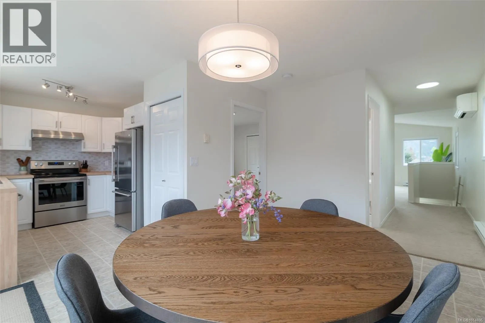 2575 2ND Ave