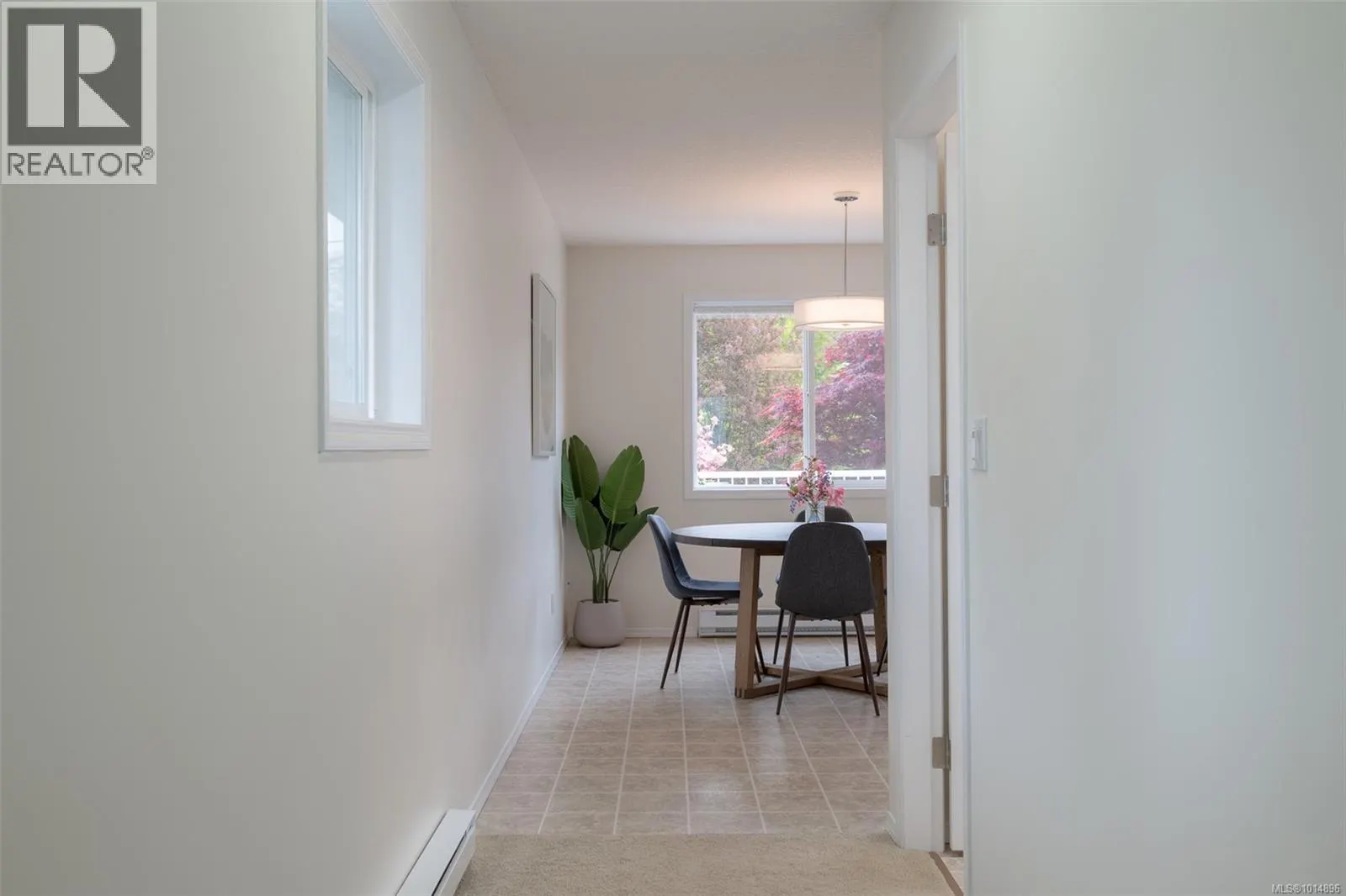 2575 2ND Ave