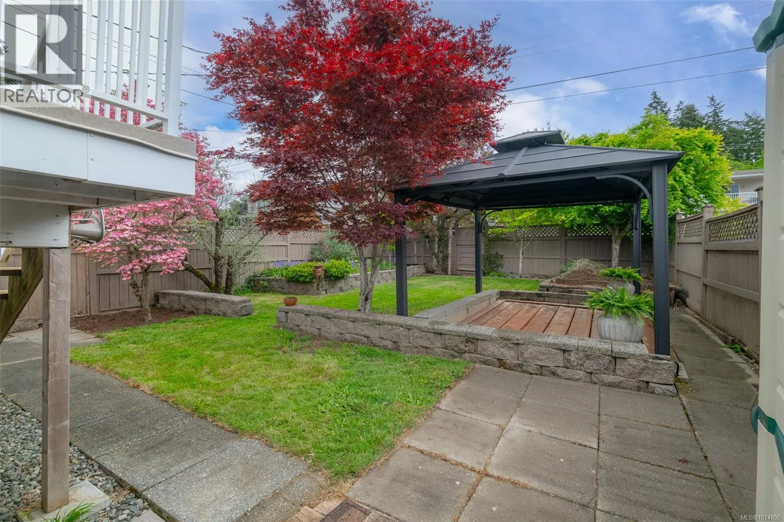 2575 2ND Ave