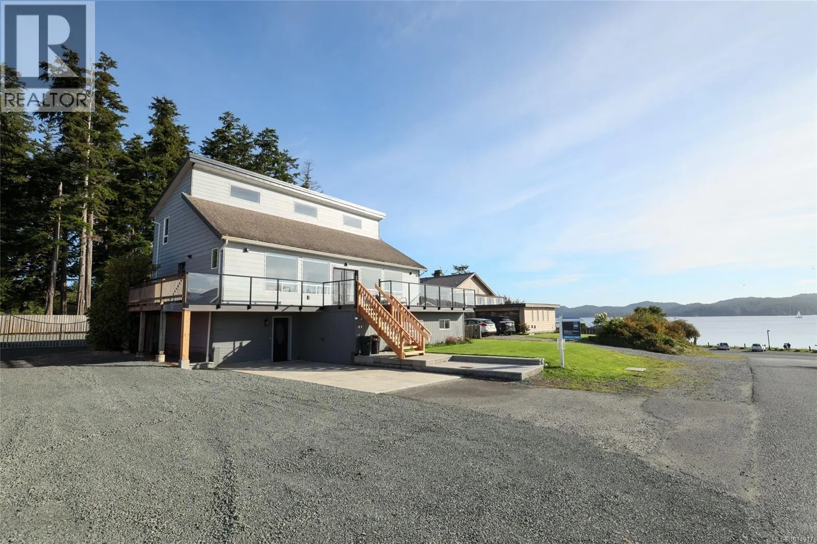8730 Seaview Dr