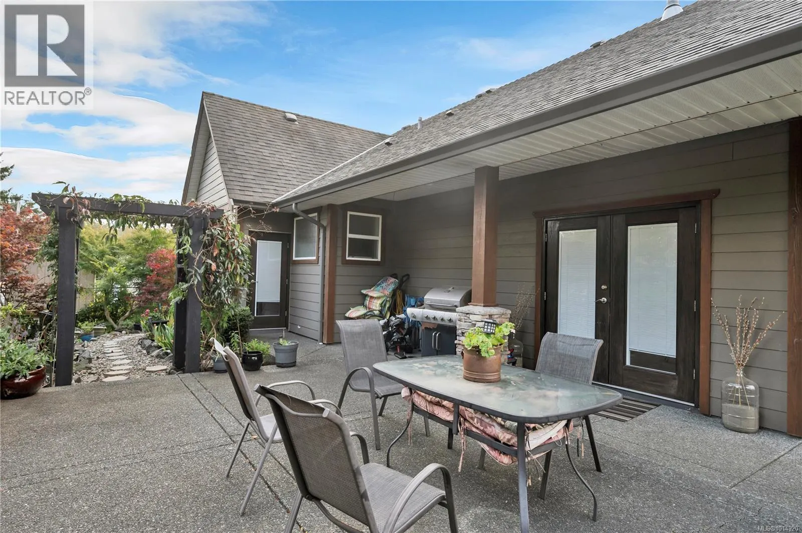 111 Petersen Rd S