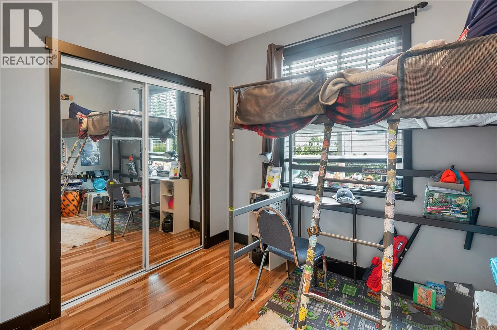 111 Petersen Rd S