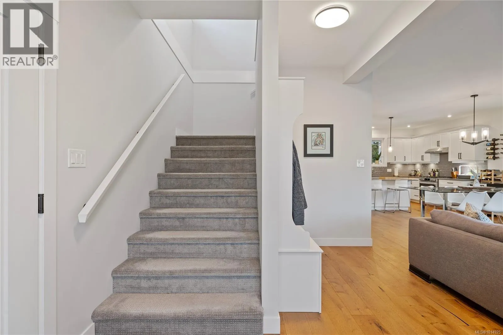 2052 Ernest Lane