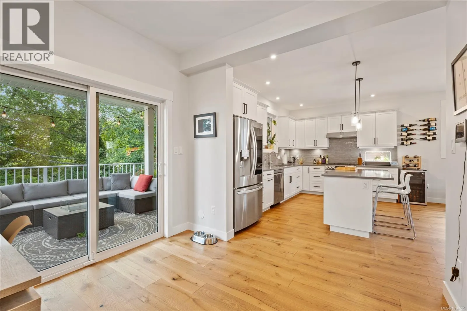 2052 Ernest Lane