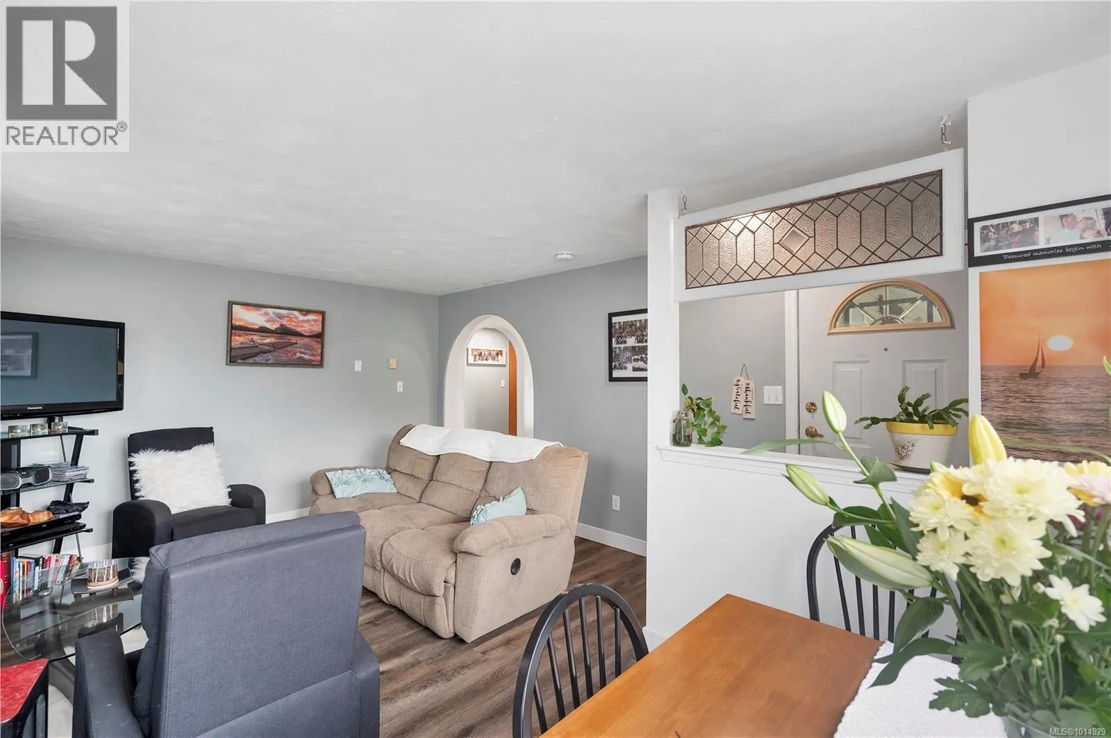 111 Petersen Rd S