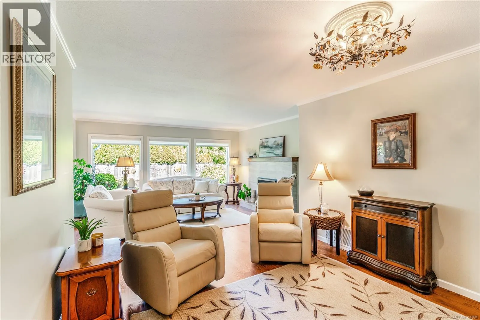 1299 Leeward Way
