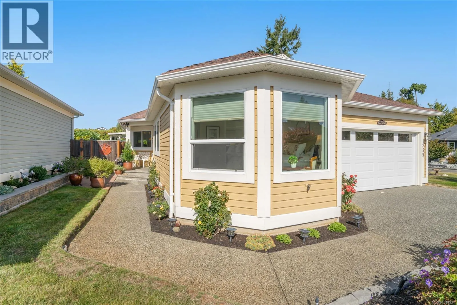 1299 Leeward Way