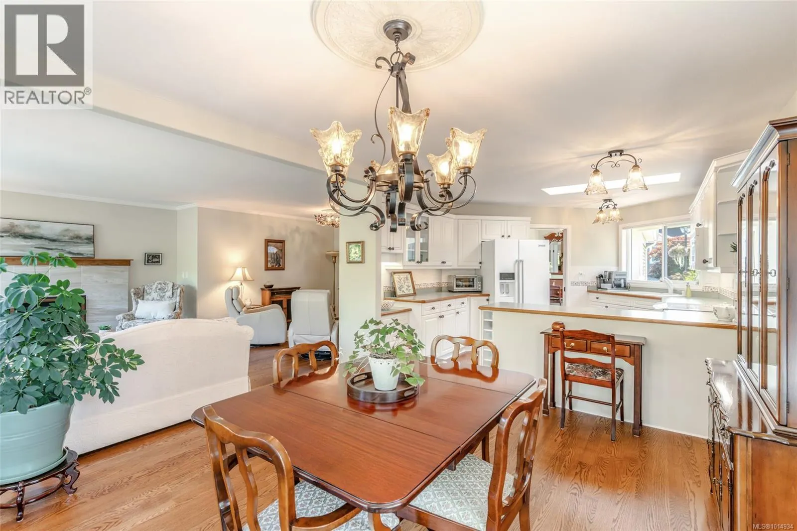 1299 Leeward Way