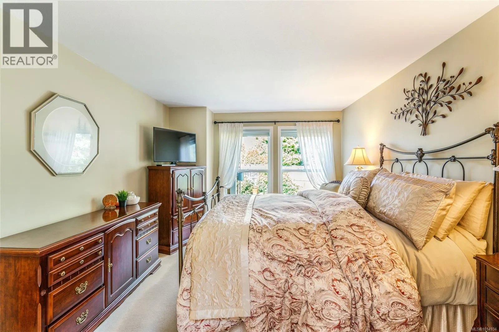 1299 Leeward Way