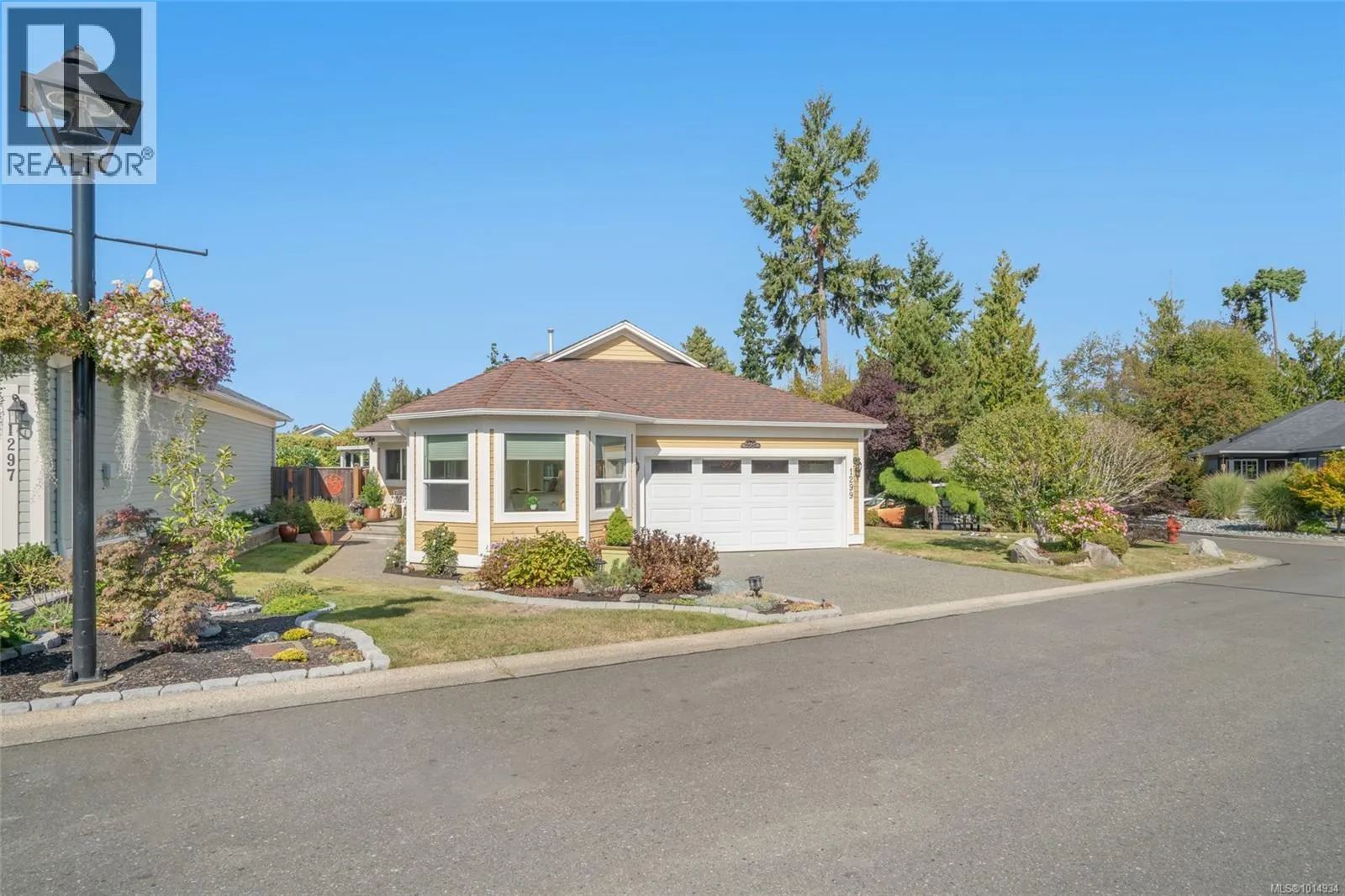 1299 Leeward Way