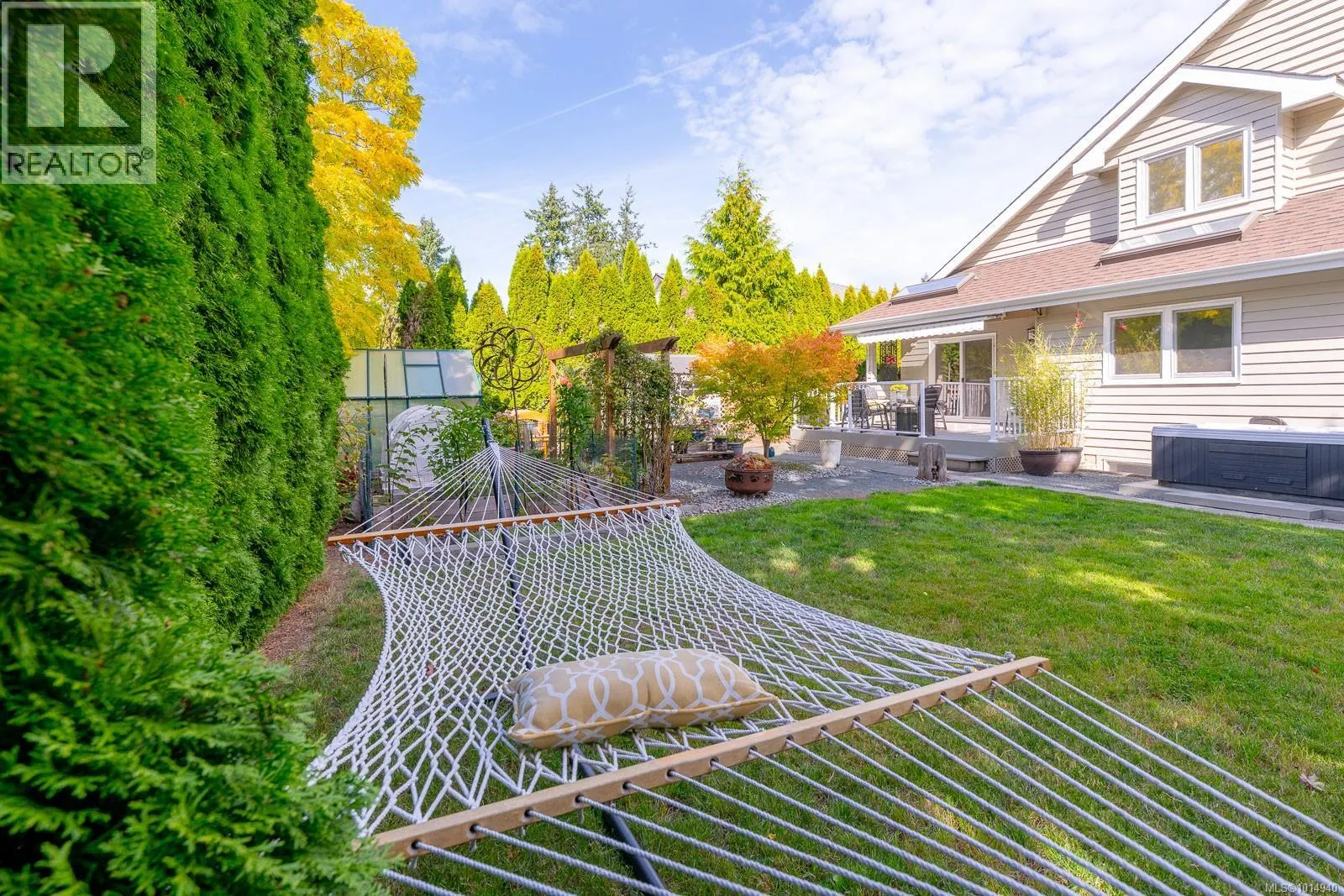 2380 Westhill Pl