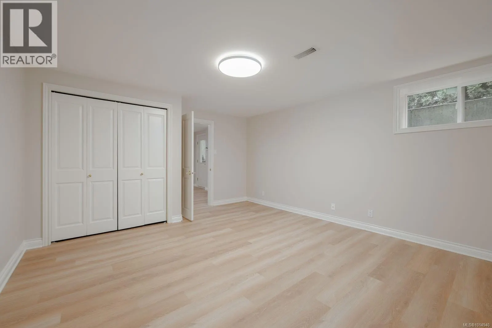 2380 Westhill Pl