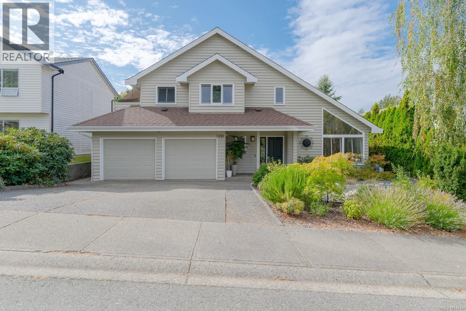 2380 Westhill Pl