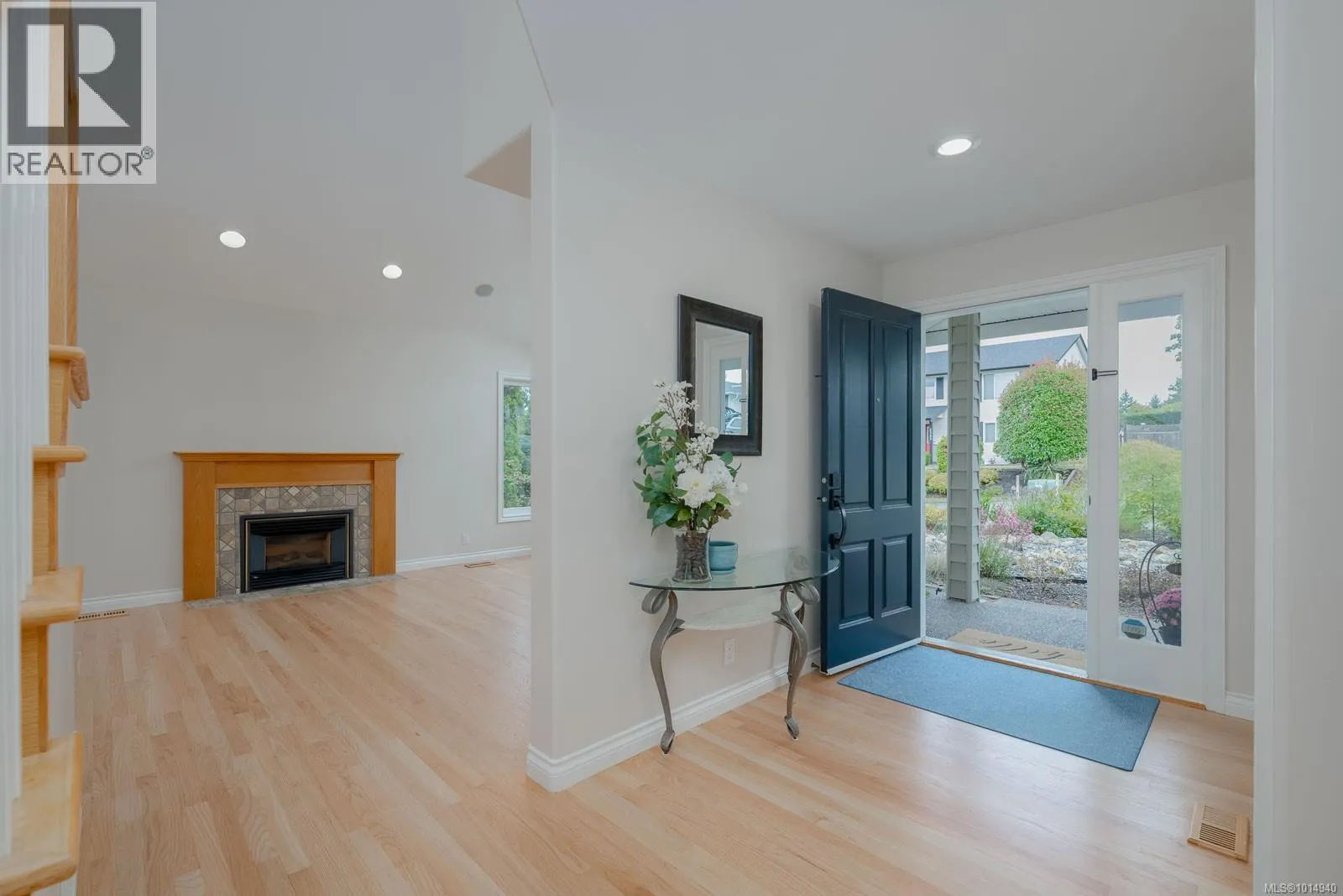 2380 Westhill Pl